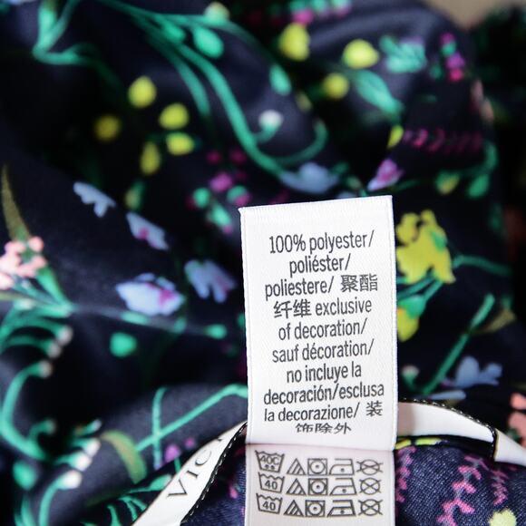 Victoria's secret satin Floral Romper size S - Picture 5 of 7